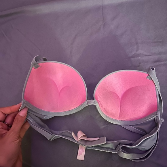 Bra - Picture 2 of 4